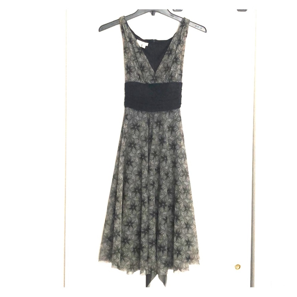 Women’s dress